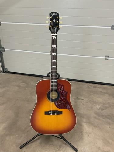 Epiphone inspired gibson - inspired,